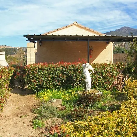 D'hotes Multari 3* פטרימוניו