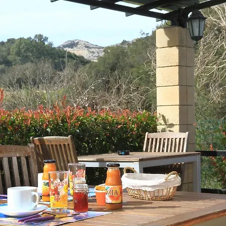 D'hotes Multari ベッド・アンド・ブレックファスト