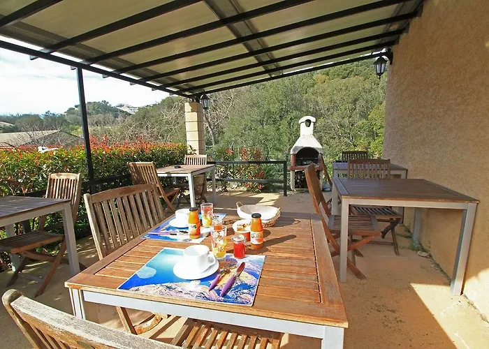 D'hotes Multari Bed & Breakfast Patrimonio